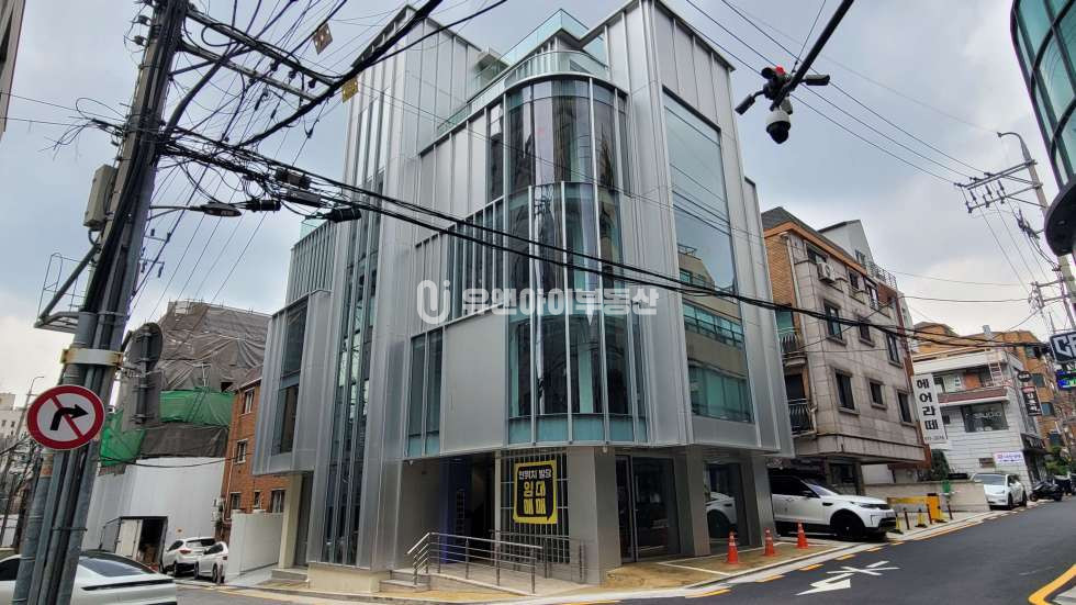 서울 강남구 논현동 언주역 전용 35평 사무실 월세 월세 매물번호 11138 사진 1