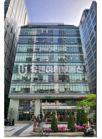 서울 영등포구 여의도동 NH농협캐피탈빌딩 전용138평 사무실 임대 월세 매물번호 11202 사진 1