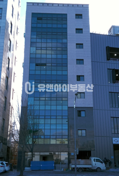 서울 강서구 등촌동 양천향교 레인보우빌딩 지하 1층 상가 월세 매물번호 11232 사진 1