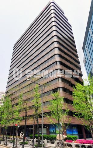 서울 중구 소공동 을지로입구역 전용 107평 사무실 임대 월세 매물번호 11476 사진 1