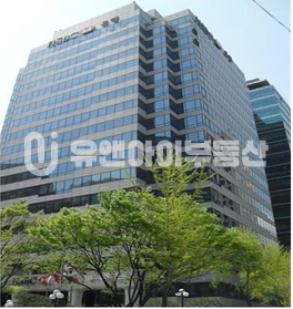 서울 중구 봉래동1가 전용 142.38평 HSBC빌딩 사무실 임대 월세 매물번호 11244 사진 1