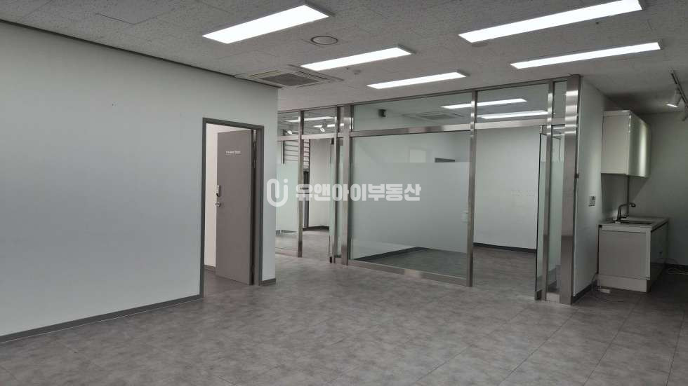 서울 강서구 마곡동 비동 전용30평 마곡 그랑트윈타워 사무실 월세 매물번호 11273 사진 2