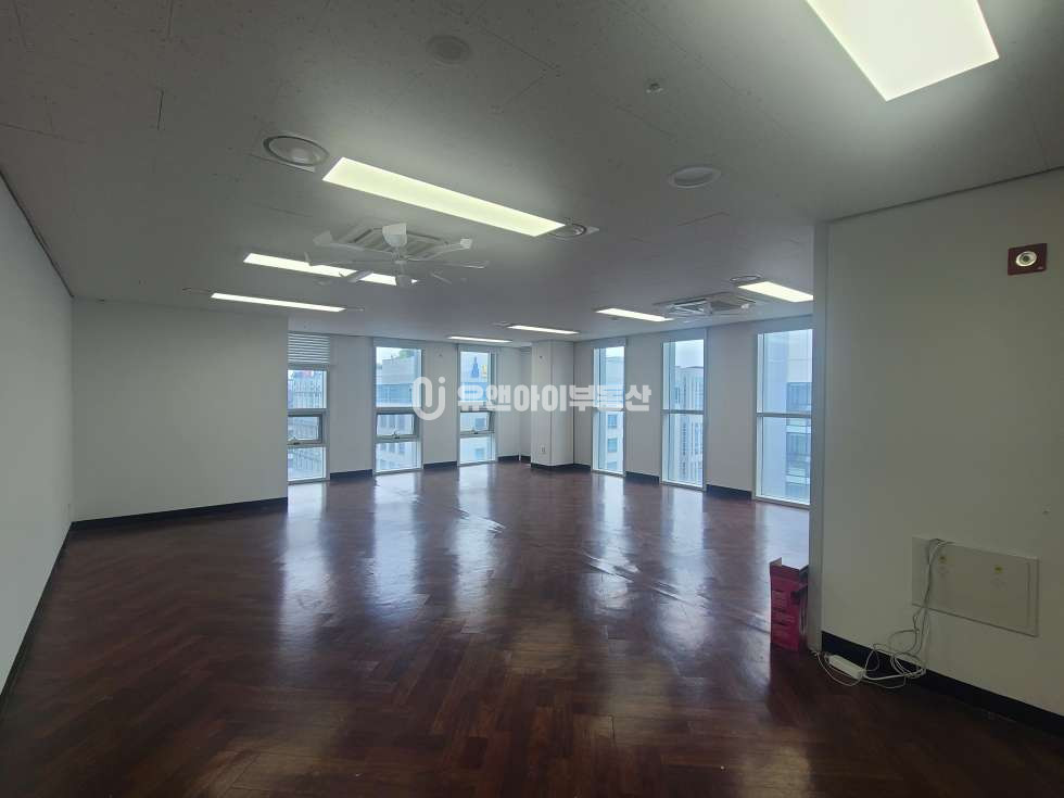 서울 강서구 마곡동 코너 21평 마곡나루역 실입주 사무실 매매 매매 매물번호 12079 사진 8