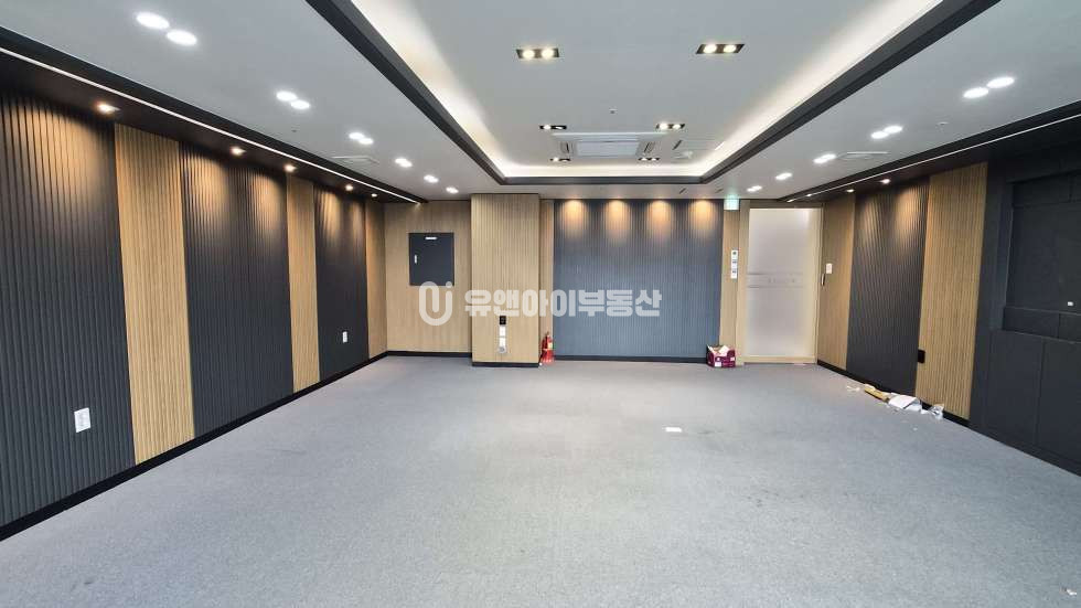 서울 강서구 마곡동 풀 인테리어 사무실 전용84평 월세 매물번호 11028 사진 11