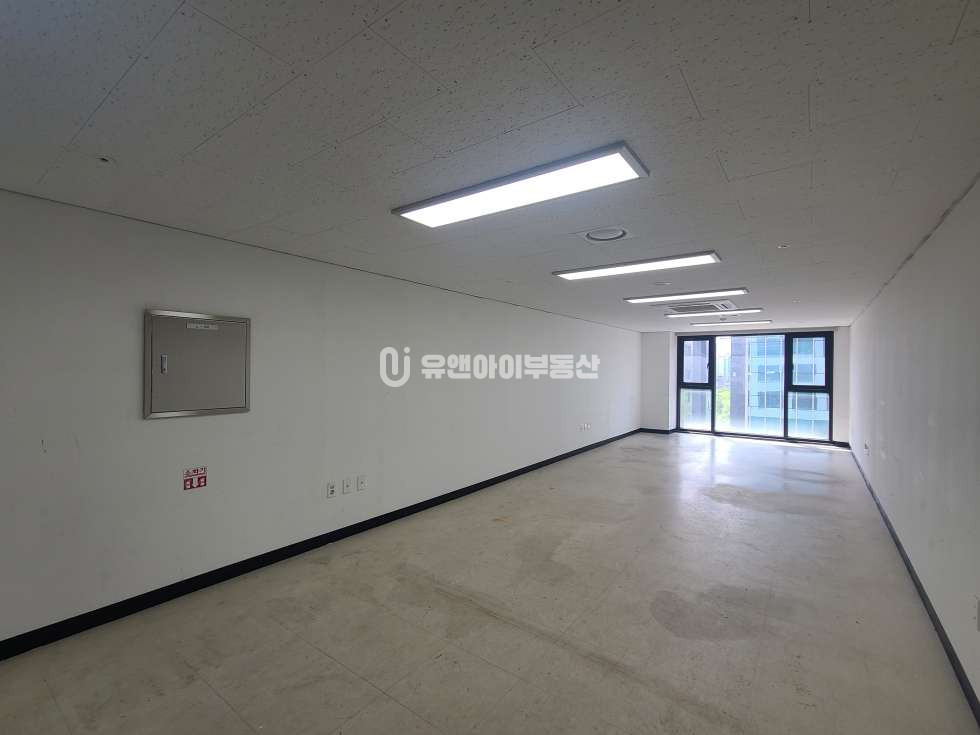 서울 강서구 마곡동 광고 외 찾으시는 조건 다 보여드립니다. 14P 사무실 월세 매물번호 11750 사진 1