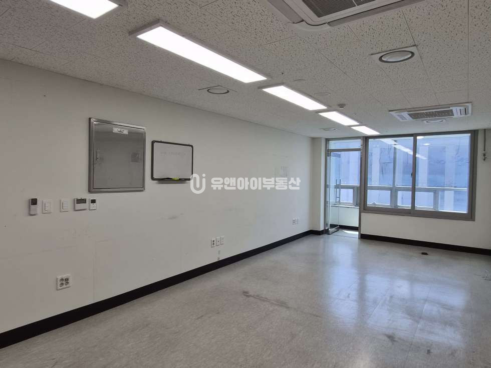 서울 강서구 마곡동 마곡역 바로 앞 소형 사무실 임대 월세 매물번호 12275 사진 2