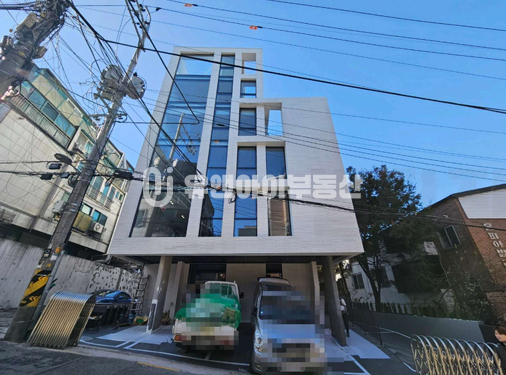 서울 강남구 역삼동 내외부 최신 깔끔한 화이트톤 디자인, 고급 마감재 매매 매물번호 10637 사진 1