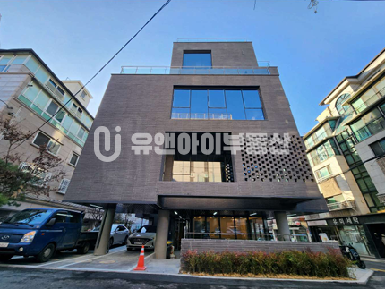 서울 강남구 역삼동 시크한 블랙 외관, 고급 마블에폭시 매매 매물번호 10632 사진 1