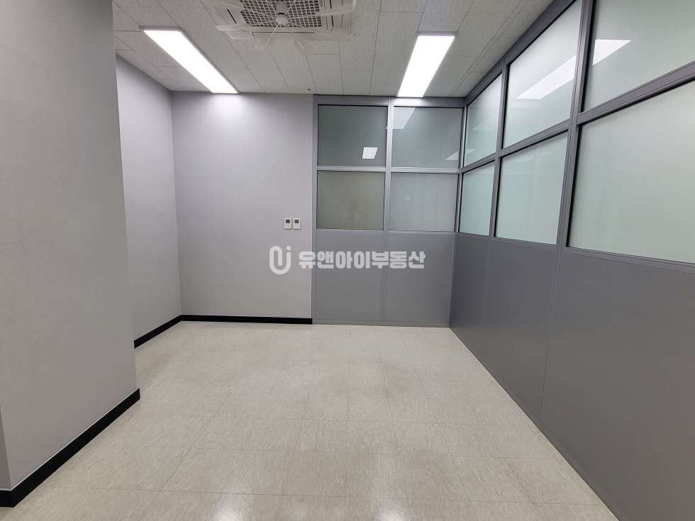 서울 강서구 마곡동 마곡역 룸 인테리어, 즉시입주 사무실ㄹ 월세 매물번호 10106 사진 3