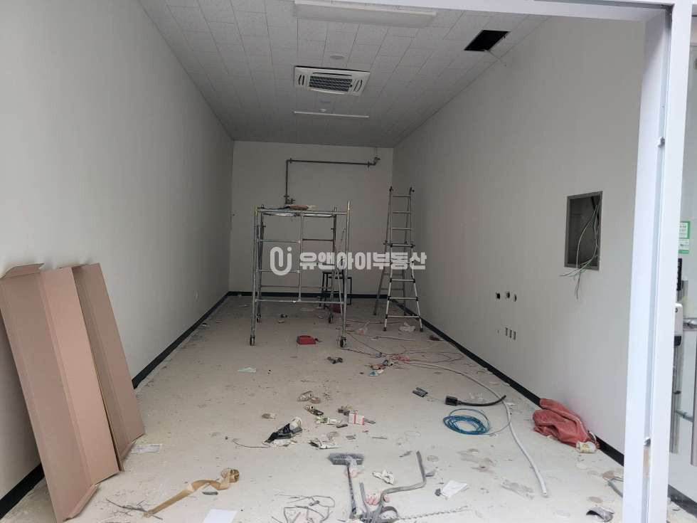 서울 강서구 마곡동 식당 추천 ,마곡 무권리 상가, 전용24평 월세 매물번호 10025 사진 2