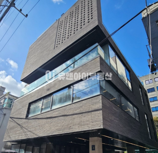서울 강남구 역삼동 전체동 지하1층 ~ 지상 4층 월세 매물번호 10652 사진 1
